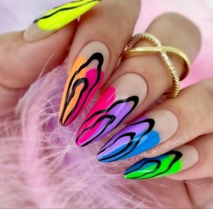 21 Simple Summer Nail Designs 2023: Get Creative with Your Manicure!