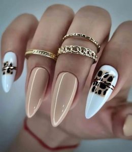 White Summer Nails 2023: 19 Trendy Ideas