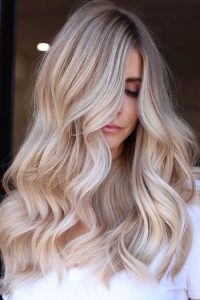 Summer Blonde Hair 2023: 15 Ideas