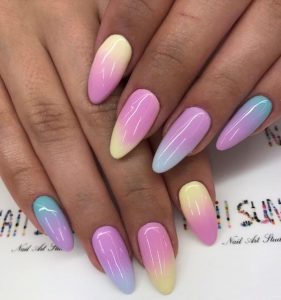17 Eye-catching Ombre Nail Ideas for Summer 2023
