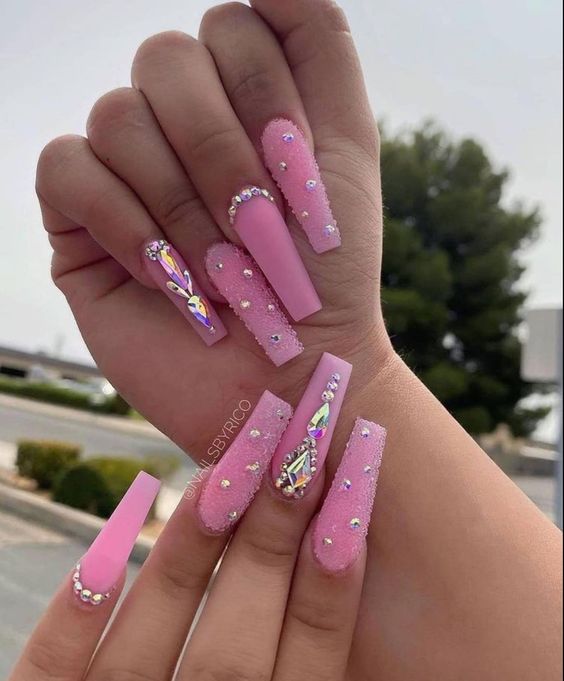 19 Fabulous Barbie Nails Design Ideas for Your Perfect Manicure