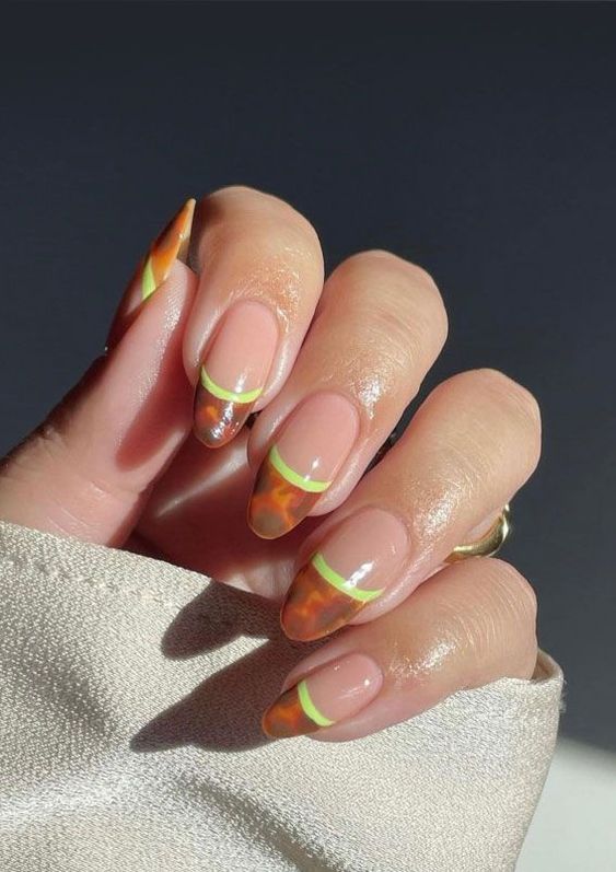 French Oval Nails: 15 Fall Ideas