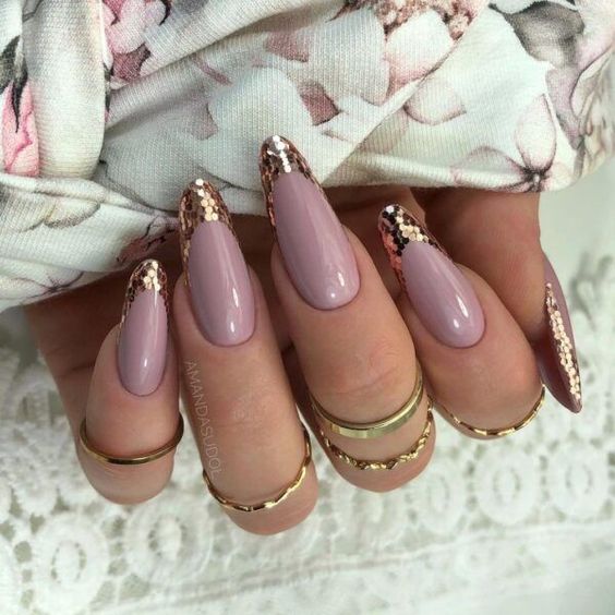 15 Chic Almond Nail Ideas for Fall 2023