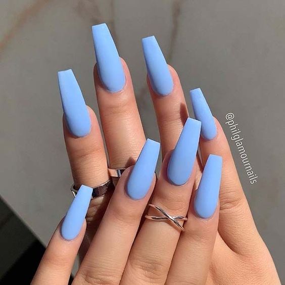 19 Chic Pastel Monochrome Nail Colors for Fall