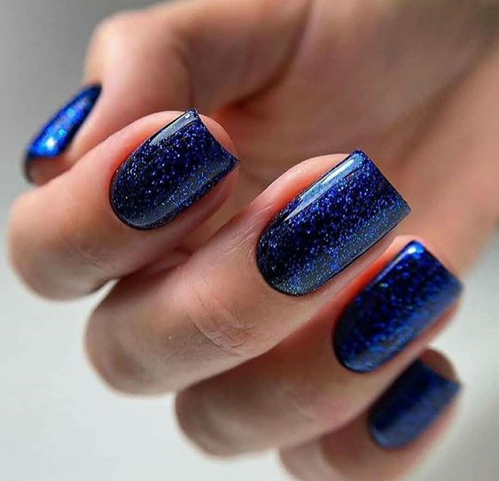 19 Solid Color Winter Nail Ideas for 2023-2024