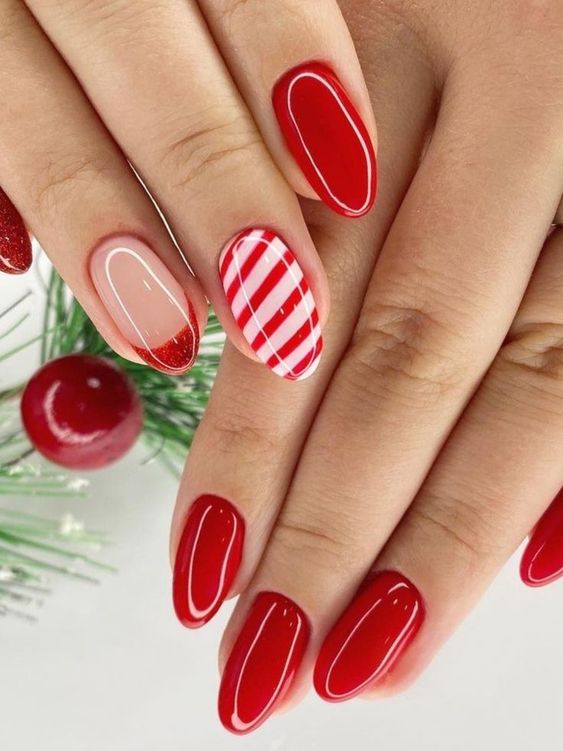 17 Short Gel Nail Ideas for Winter 2023-2024