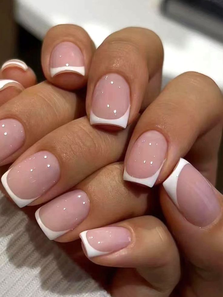 15 Short Acrylic Winter Nail Ideas for 2023-2024