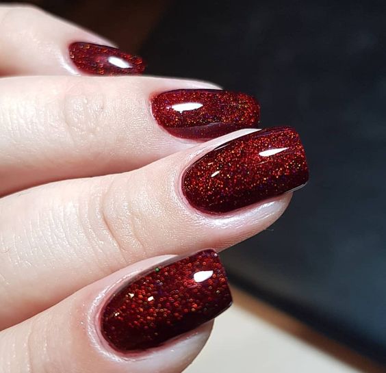 15 Stunning Burgundy Nail Colors for Winter 20232024