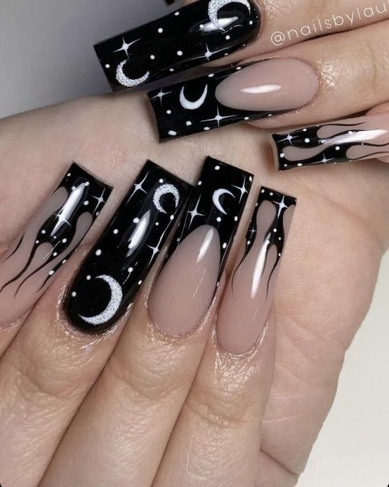 19 Chic Black Nail Ideas for Winter 2023-2024