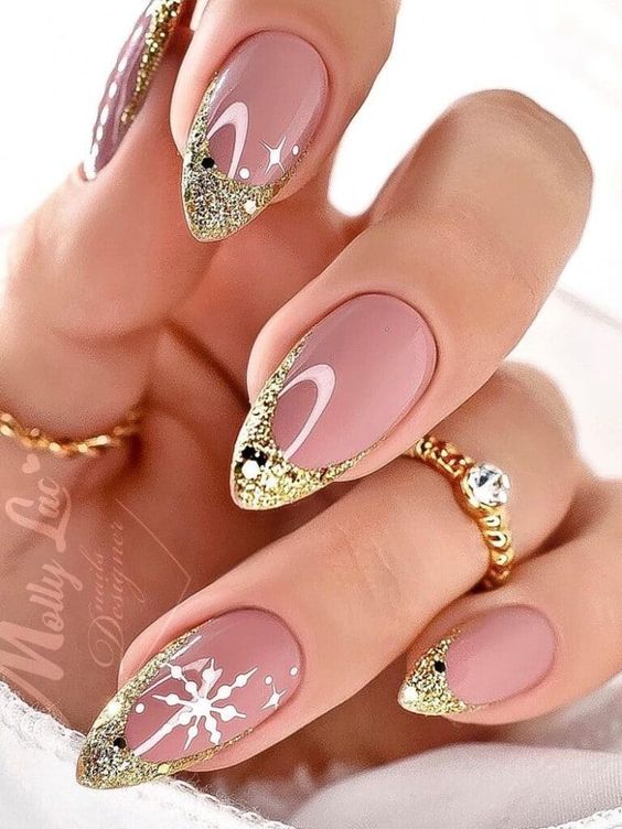 15 Snowflake-Inspired Winter Nail Art Ideas for 2023-2024