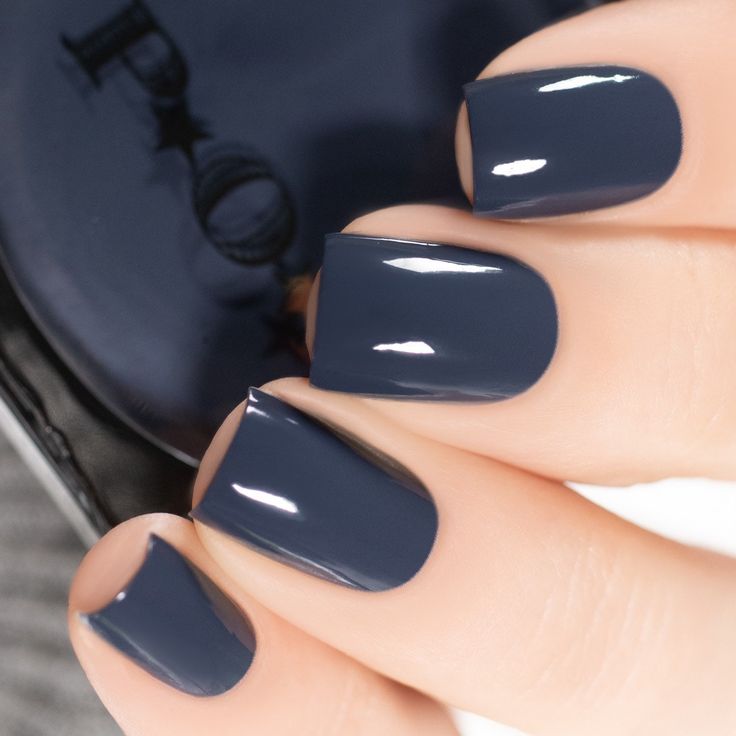 17 Best Winter Nail Colors for 20232024