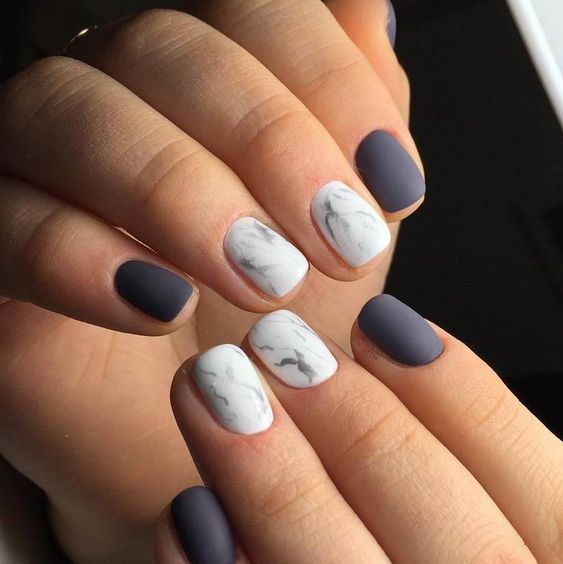 15 Short Winter Nail Ideas for 2023-2024