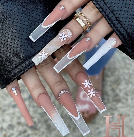 19 ideas de uñas largas de invierno para 2023-2024