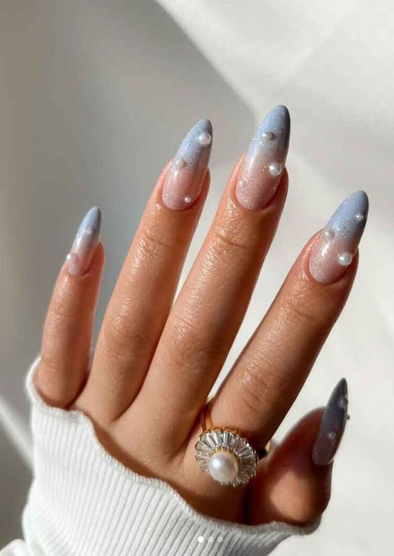 19 ideas de uñas largas de invierno para 2023-2024