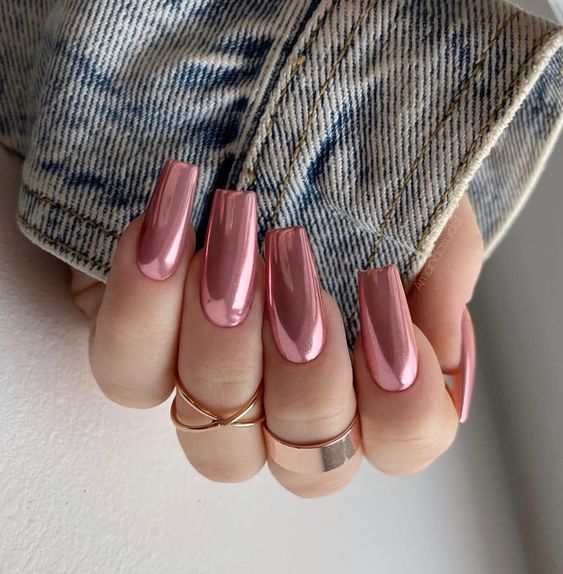 17 Pretty Pink Nail Ideas for Winter 2023-2024