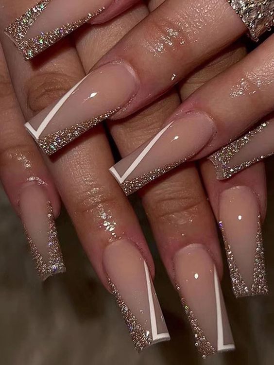 15 French Winter Nail Ideas for 2023-2024