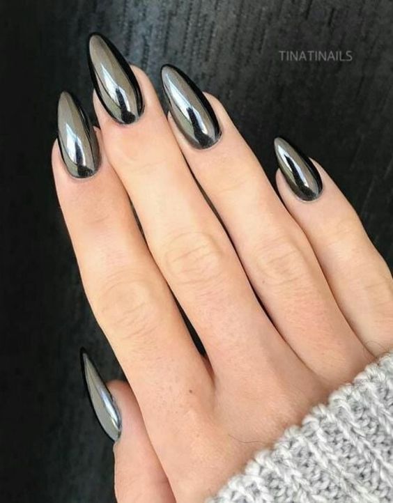 19 Chic Black Nail Ideas for Winter 2023-2024