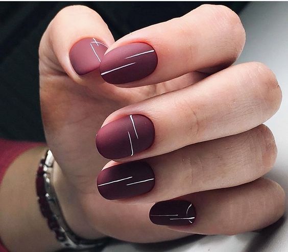 17 Short Gel Nail Ideas for Winter 2023-2024