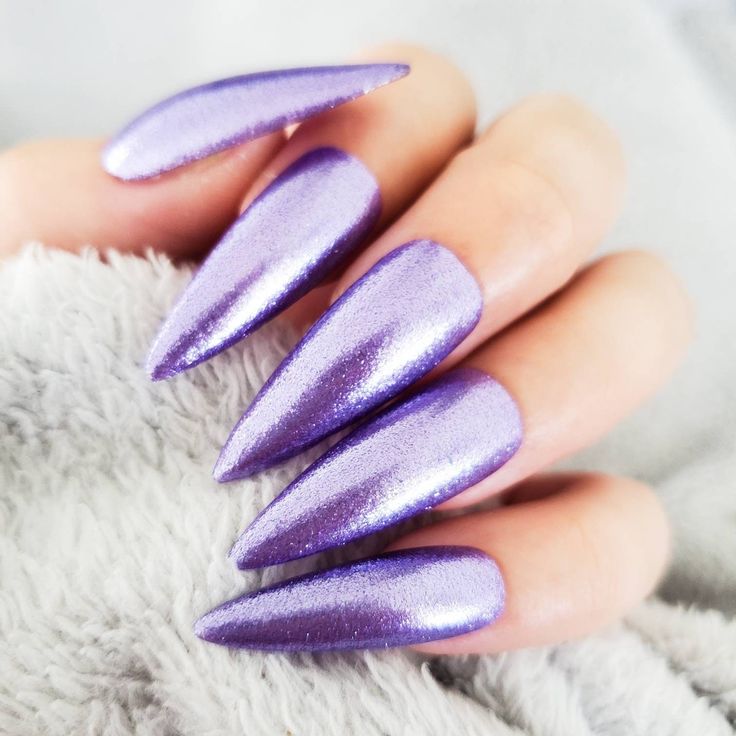 15 Gorgeous Purple Nail Ideas for Winter 2023-2024