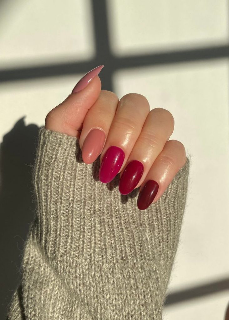 17 Pretty Pink Nail Ideas for Winter 2023-2024