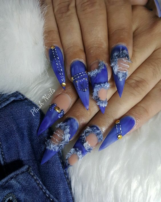 17 Stylish Blue Nail Trends for Winter 2023-2024