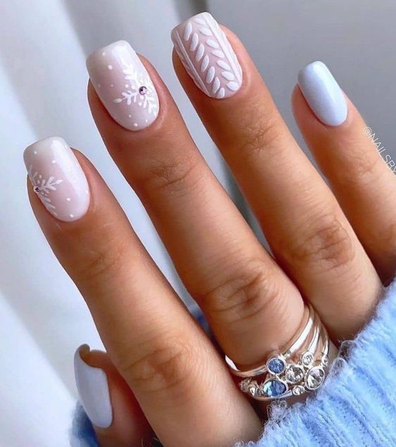 15 Short Acrylic Winter Nail Ideas for 2023-2024