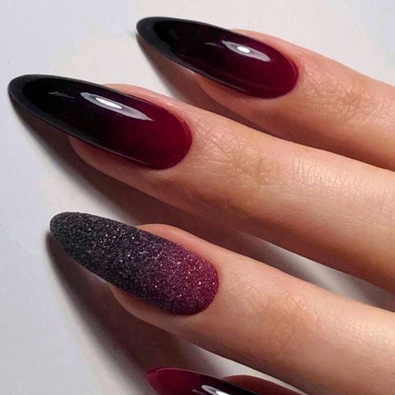 Oval Nails Winter Colors 2023-2024: 19 Ideas to Elevate Your Winter Nail Game