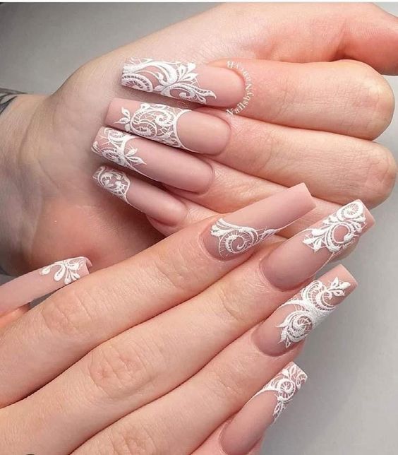 17 Elegant White Nail Designs for Winter 2023-2024