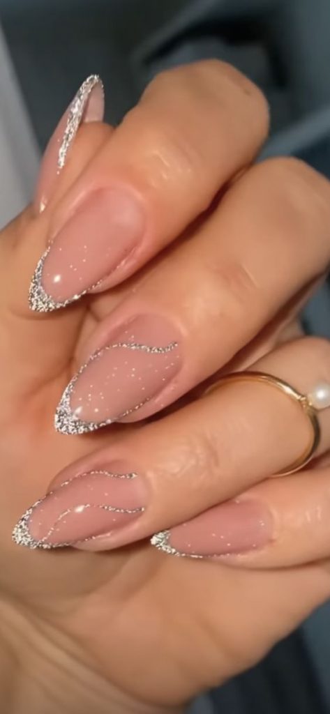 French New Year Nails 2024: 19 Chic Ideas to Welcome the Year