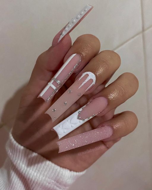 Rose Winter Nails 2023-2024: 17 Lovely Ideas