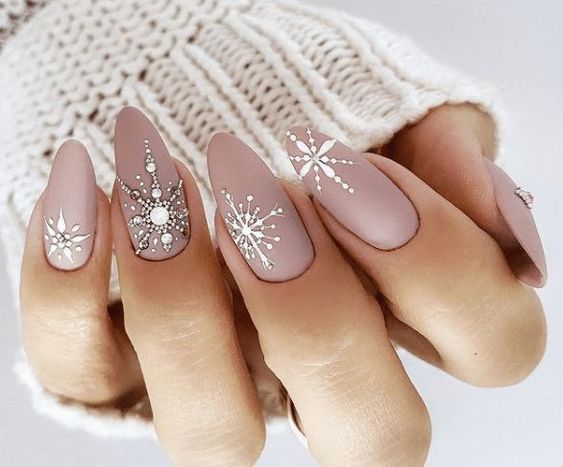 19 New Winter Nail Ideas for 2023-2024