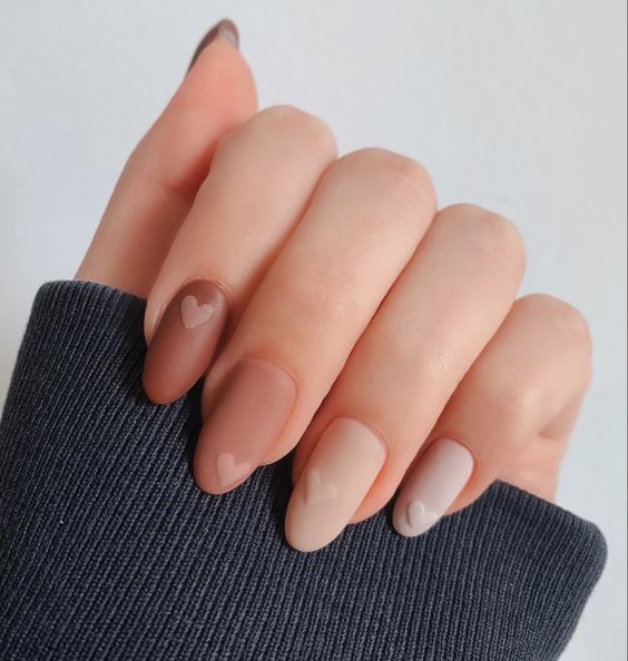 17 Cozy Winter Nail Ideas in Brown Shades for 2023-2024