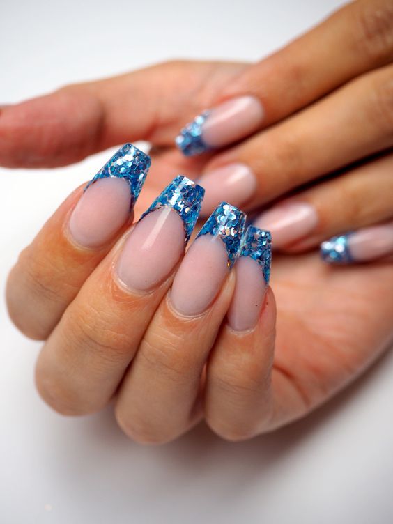 French New Year Nails 2024: 19 Chic Ideas to Welcome the Year