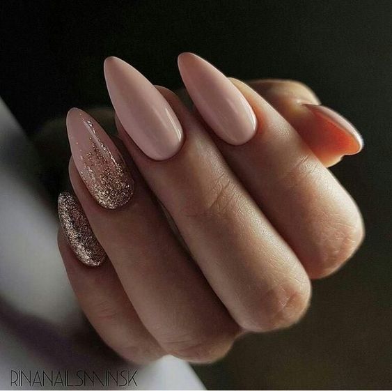 17 Easy Winter Nail Ideas for 2023-2024