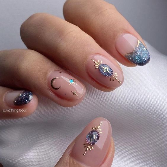 Uñas Acrílicas Cortas Invierno 2023-2024: 15 Ideas De Moda