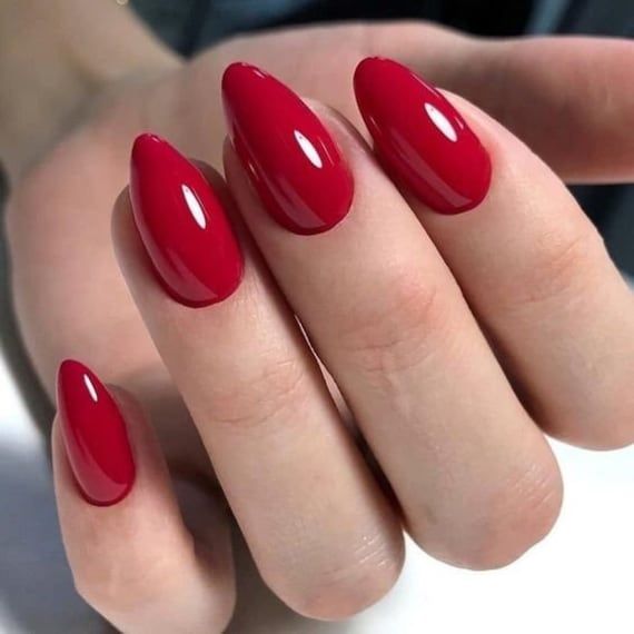 Short New Year's Nails in Red for 2024: 15 Festive Ideas