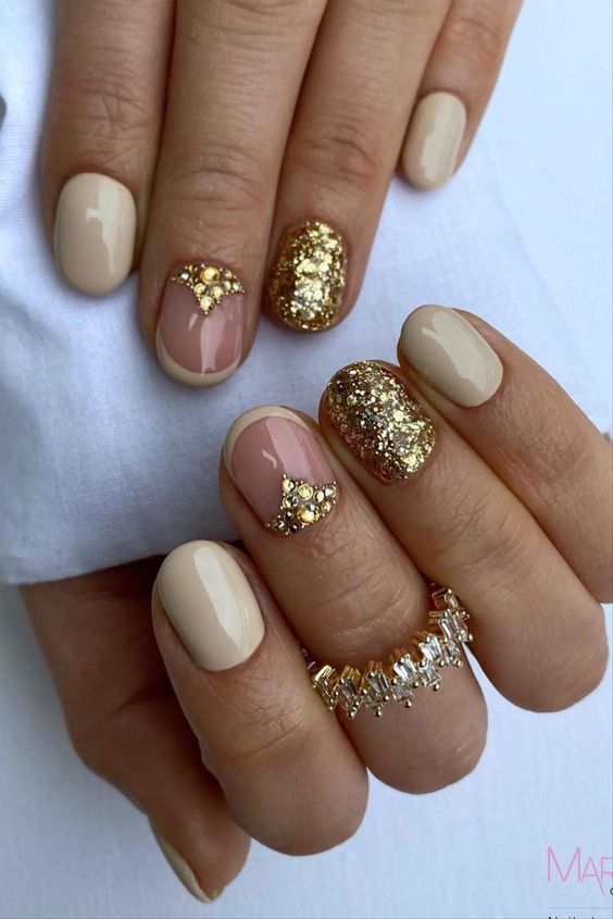 Uñas Acrílicas Cortas Invierno 2023-2024: 15 Ideas De Moda