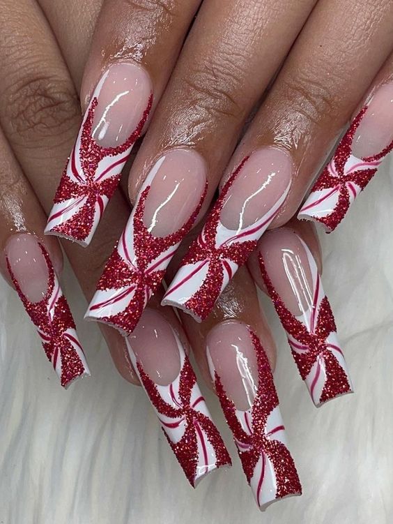 17 Gorgeous Long Christmas Nail Ideas for 2023