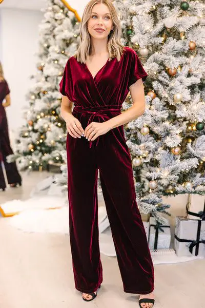 New Year's Outfit Ideas 2024: 19 Stylish Looks to Welcome the Year