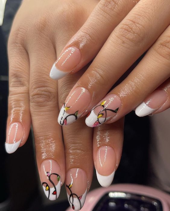 17 Stunning White Christmas Nail Ideas for 2023