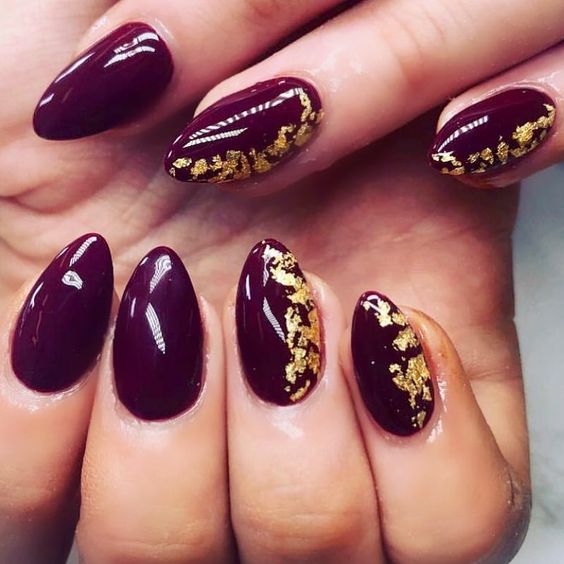 Gold Winter Nails 2023-2024: 15 Glamorous Ideas