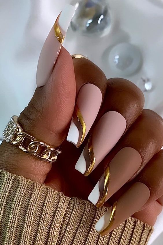 17 Cozy Winter Nail Ideas in Brown Shades for 2023-2024