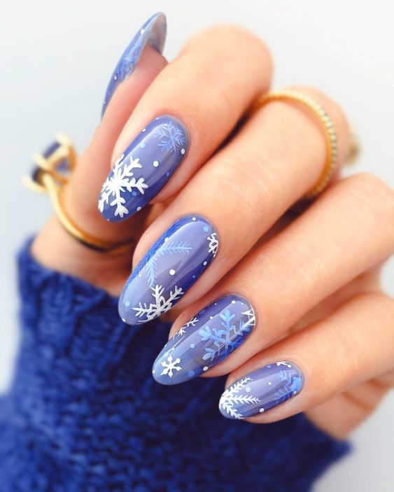 Pretty Winter Nails 2023-2024: 17 Stunning Ideas