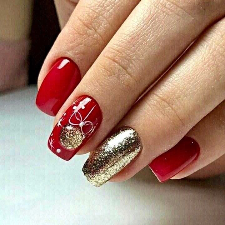 19 Creative Christmas Nail Art Ideas for 2023