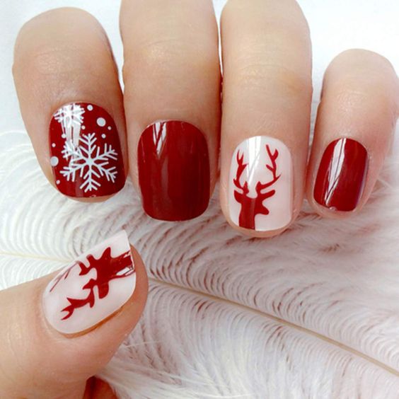 Short New Year's Nails in Red for 2024: 15 Festive Ideas