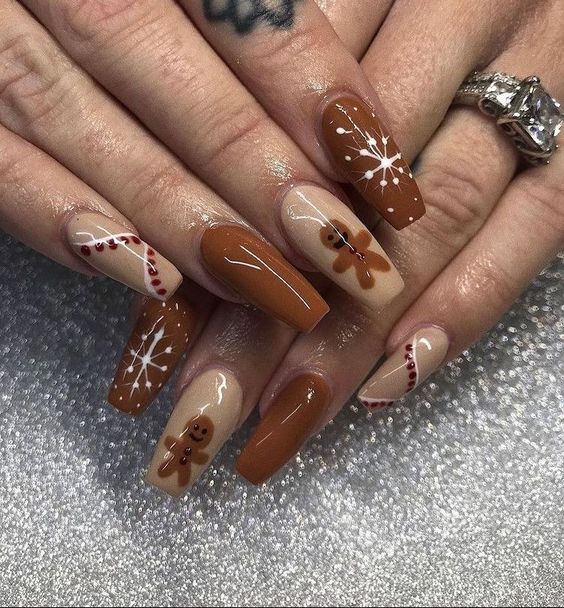 15 Festive Christmas Nail Ideas for 2023