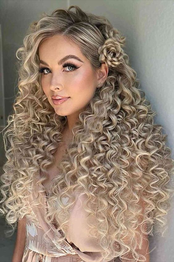 2024 Long Hair Hairstyles 17 Stunning Ideas for Beautiful, Elegant