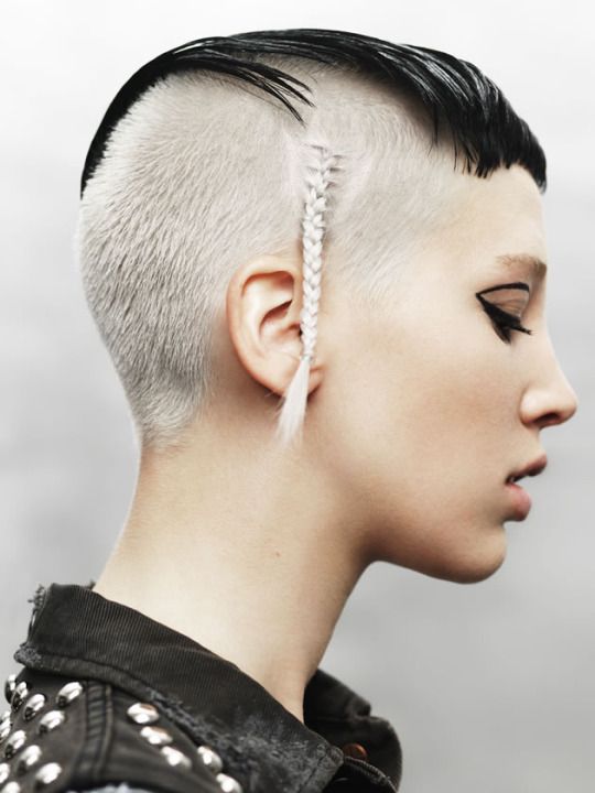 Shaved Sides Hairstyles 2024: The Edgy Chic Trend for Every Woman