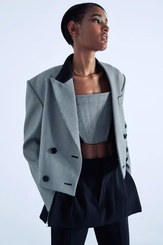 Effortless Elegance: Minimalist Spring Outfits for Your 2024 Wardrobe