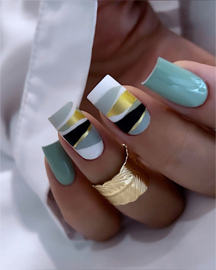 Pisces Zodiac Sign Nail Colors for March 2024: Dive into Dreamy and Mystical Hues